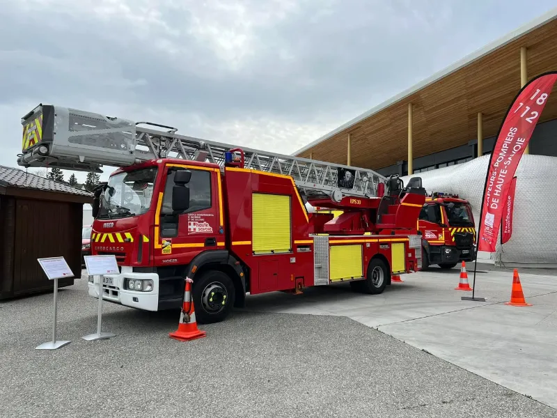Sapeurs-pompiers lors d'une démonstration publique